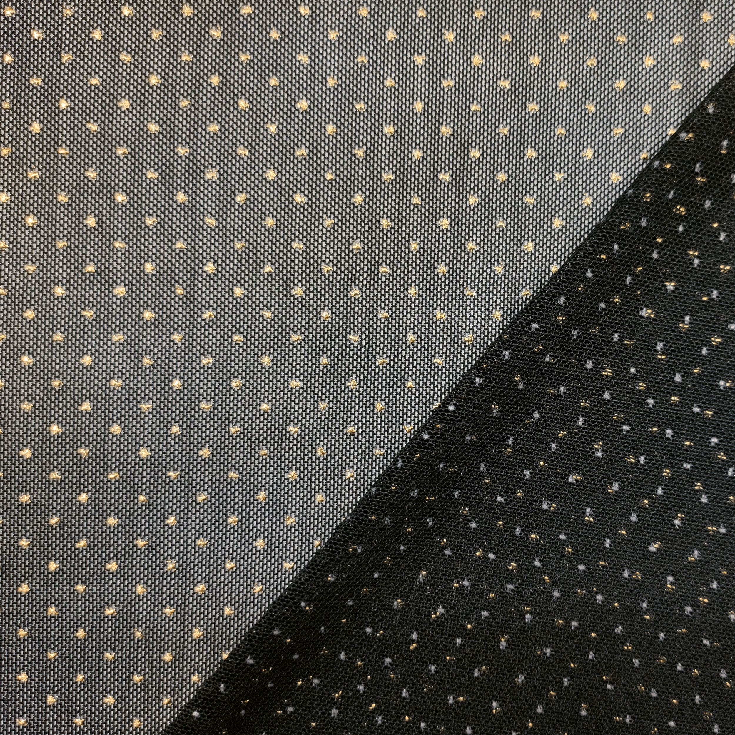 Tulle Elasticizzato Nero con Pois Oro