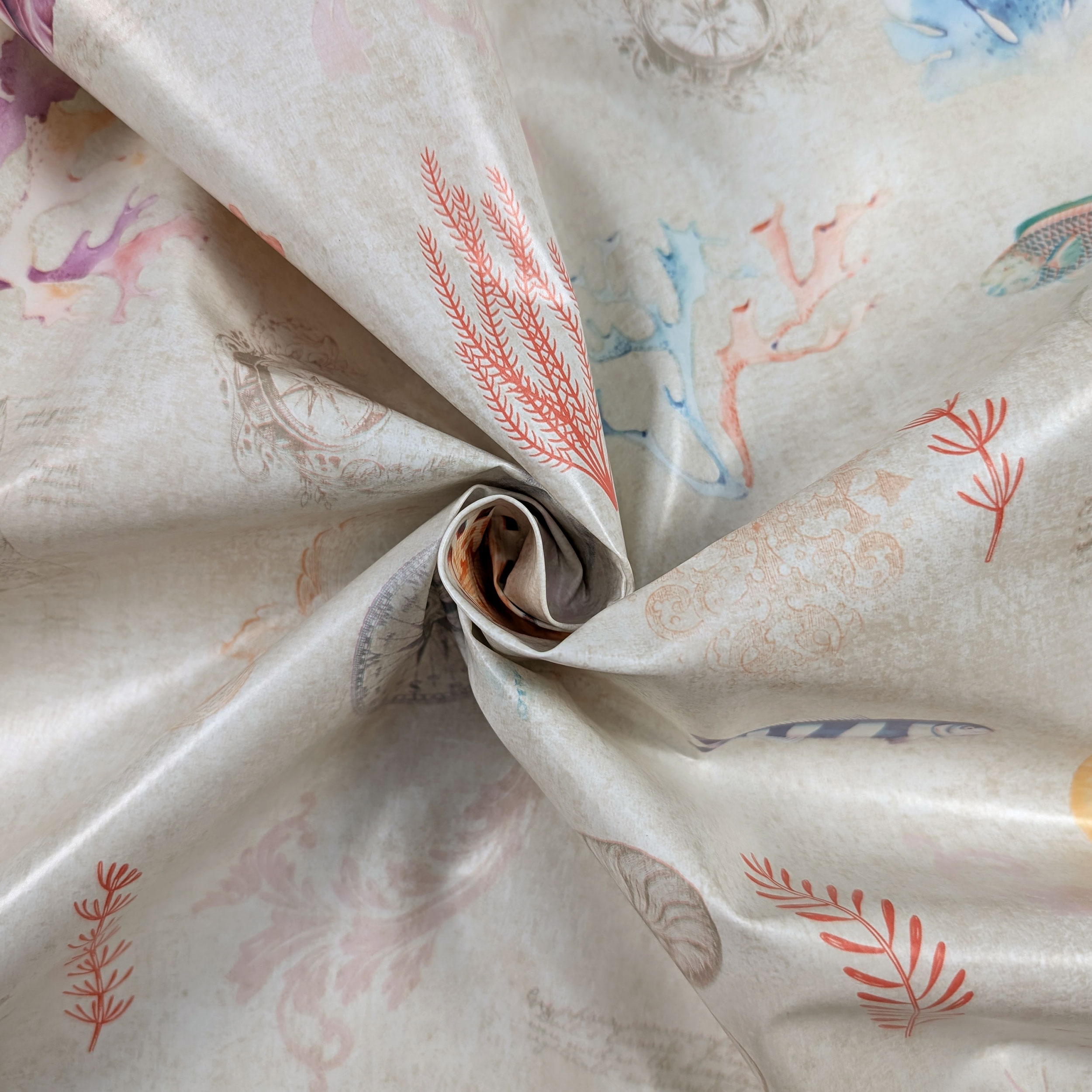 Tessuto per Tovaglia Plastificata Fantasia Pesci e Conchiglie Image