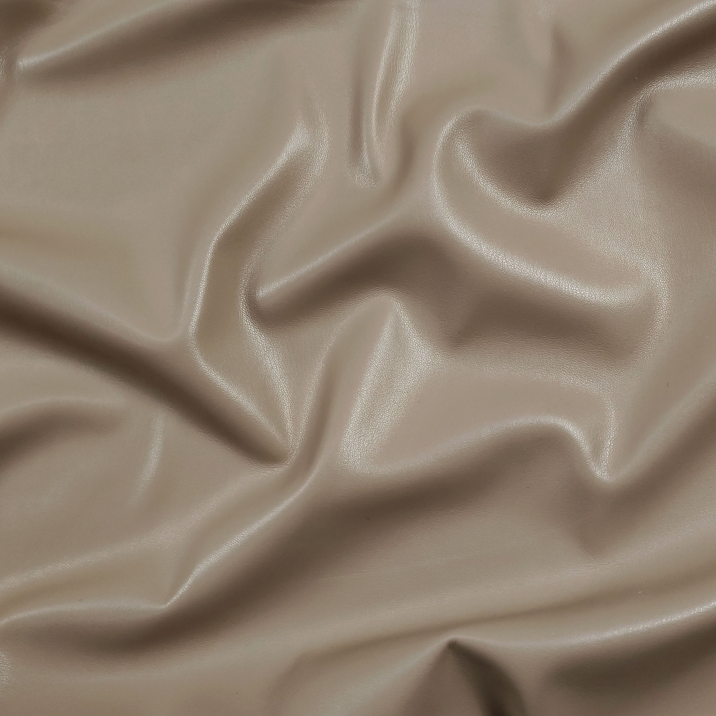 Finta Pelle Nappa Morbida Beige