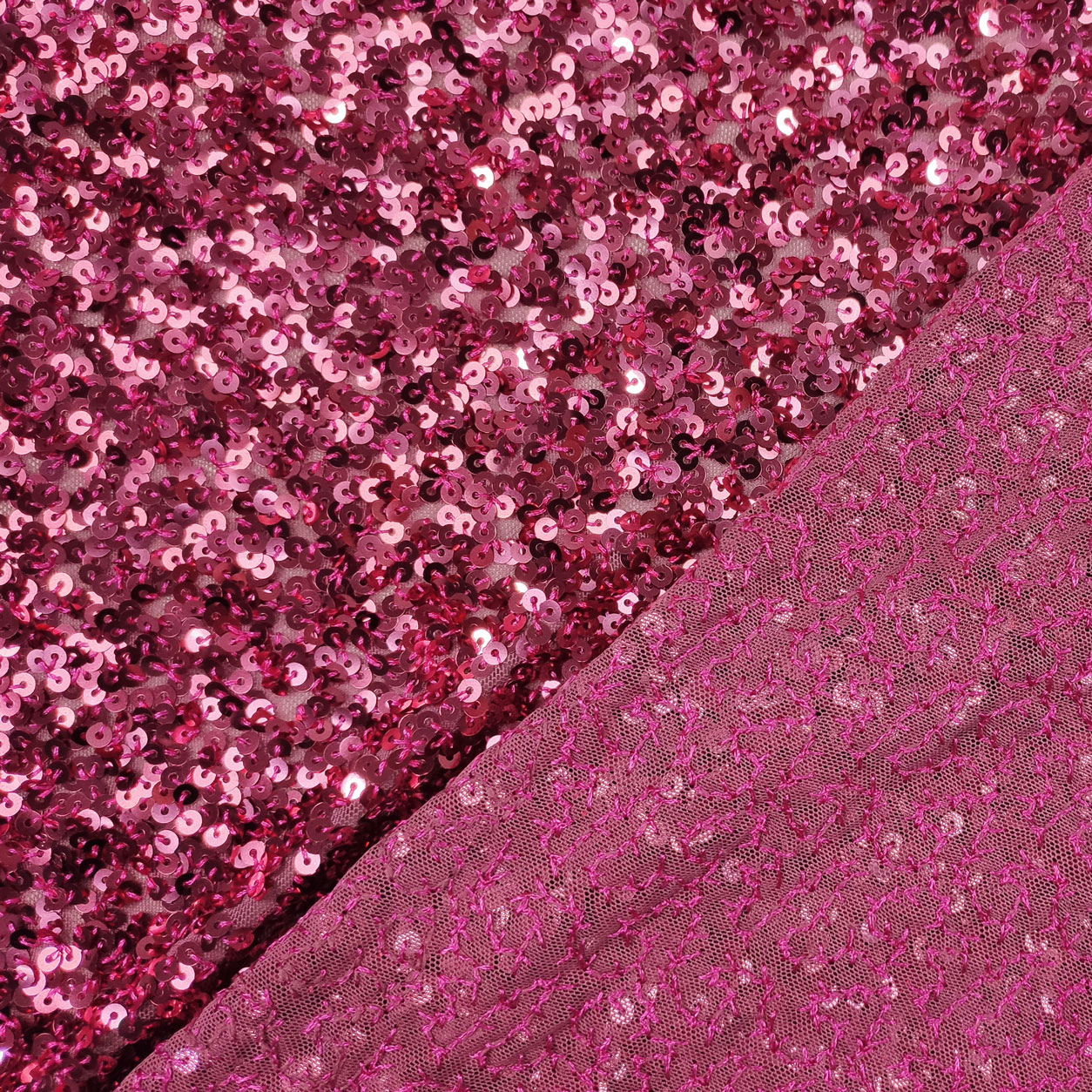 Tessuto Paillettes su Tulle Fuxia