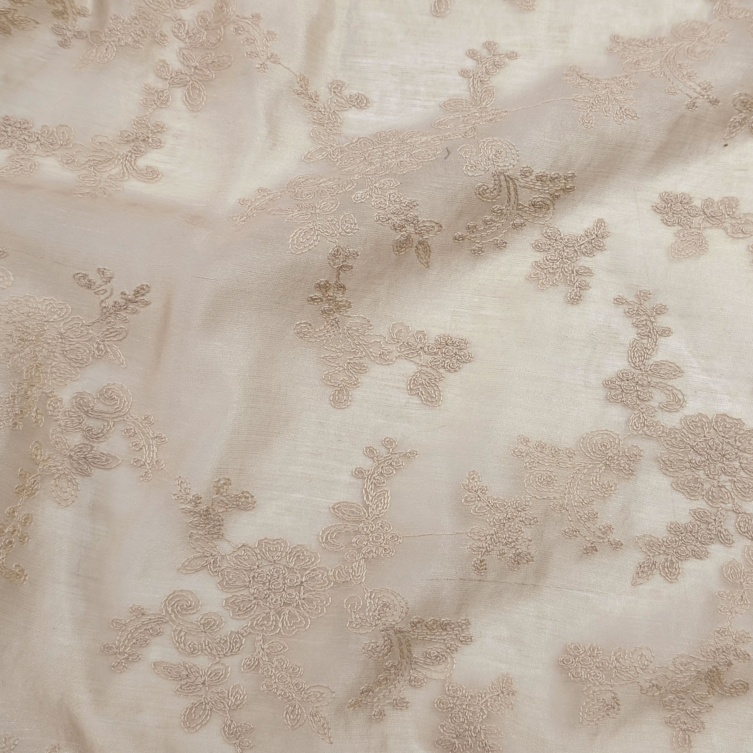 Mussola Ricamata Beige Fiori Image