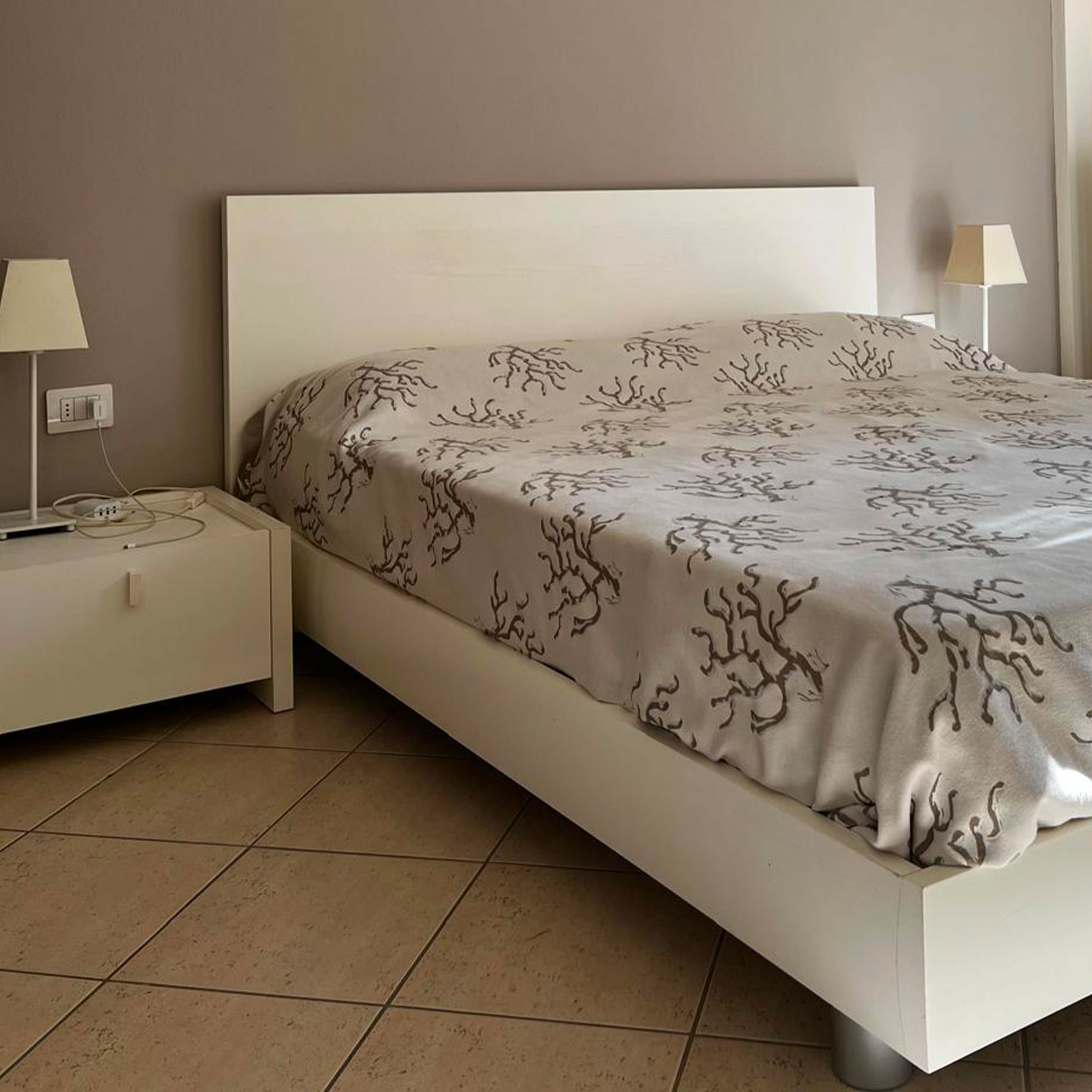 Tessuto Jacquard Double Coralli Perla e Beige Image