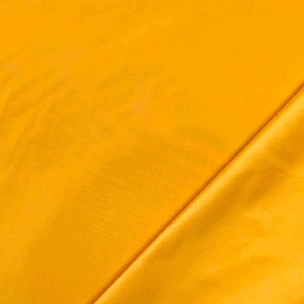 Taffetà Liscio per Abbigliamento Image