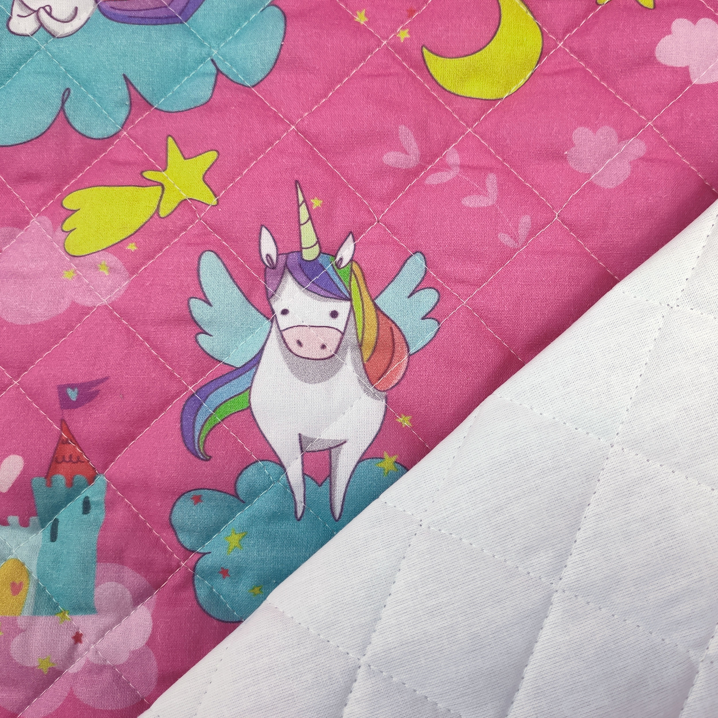 Tessuto Trapuntato Unicorni e Castelli Image