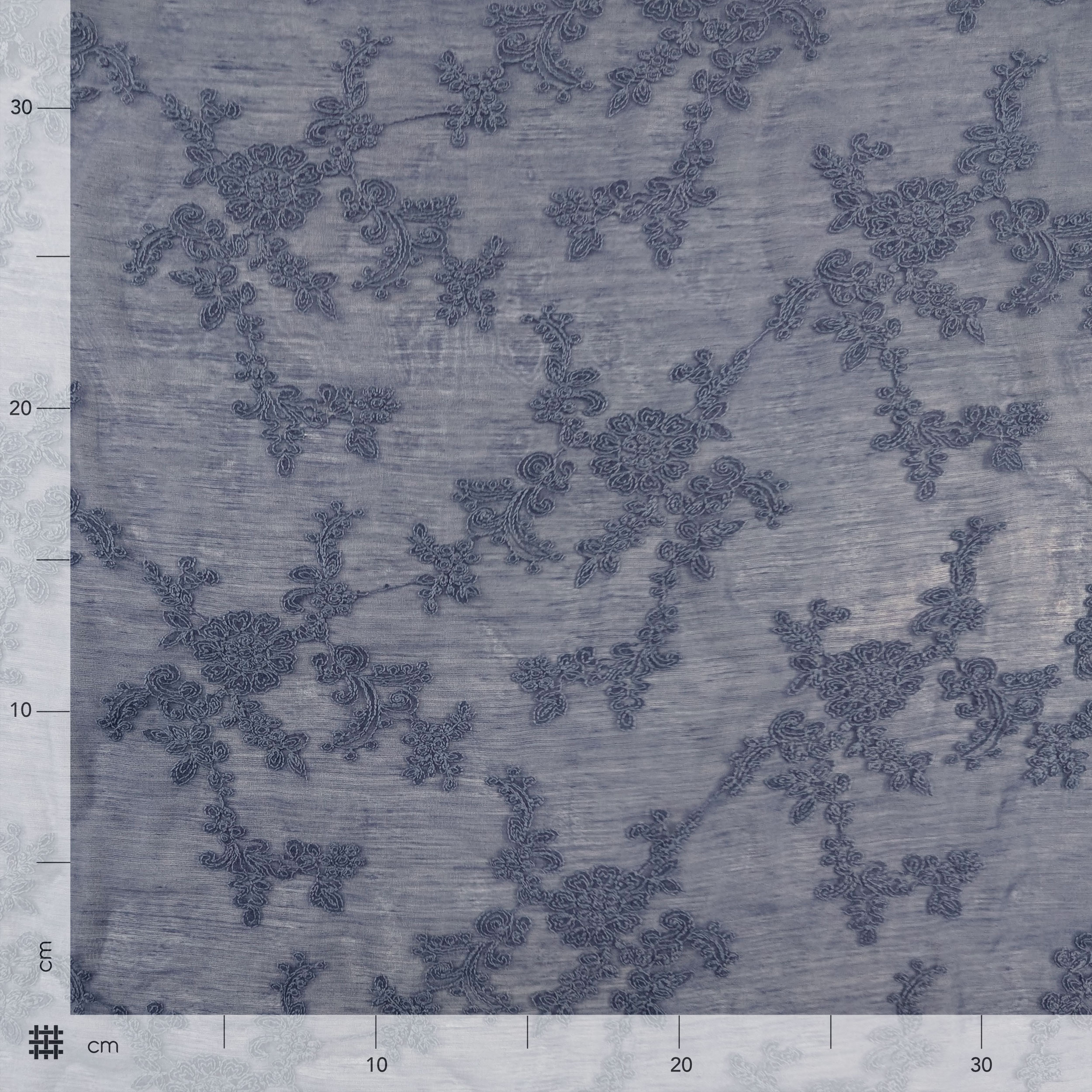 Mussola Ricamata Blu Fiori Image