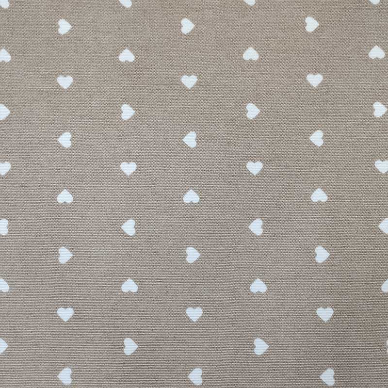 tovaglie-resinate-beige-cuoricini-bianchi 3